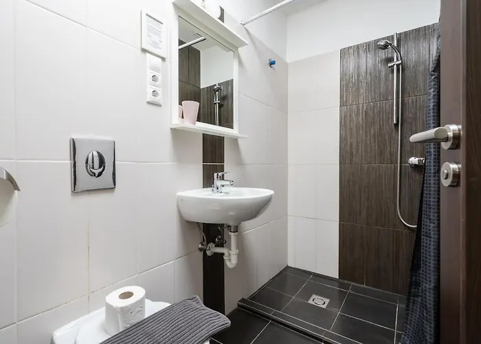 K20- Boutique Apartments, Best Location, By Bqa Lägenhet